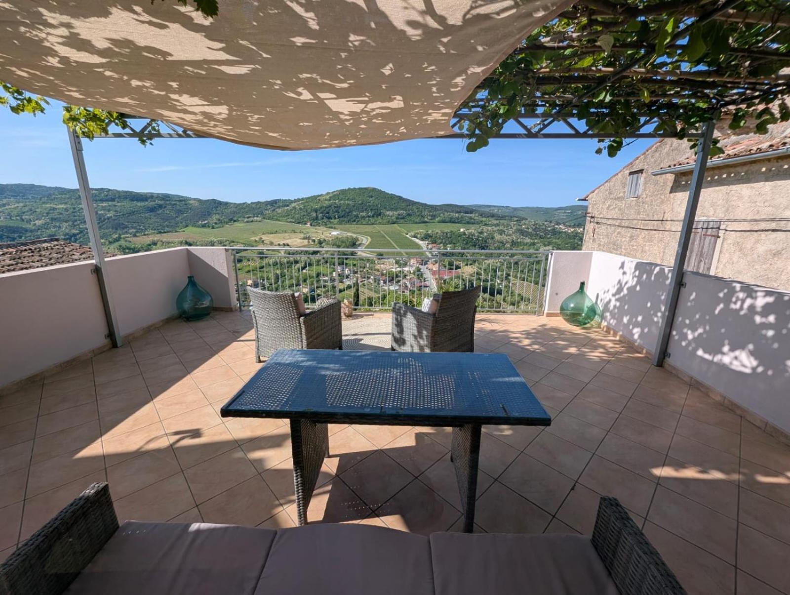 Studio Apartman Bel Vedere Motovun Exteriér fotografie